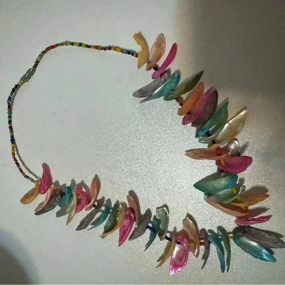 Shell tropical  necklace - Picture 4 of 5